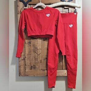 Women's Best Red Power Seamless Set Medium